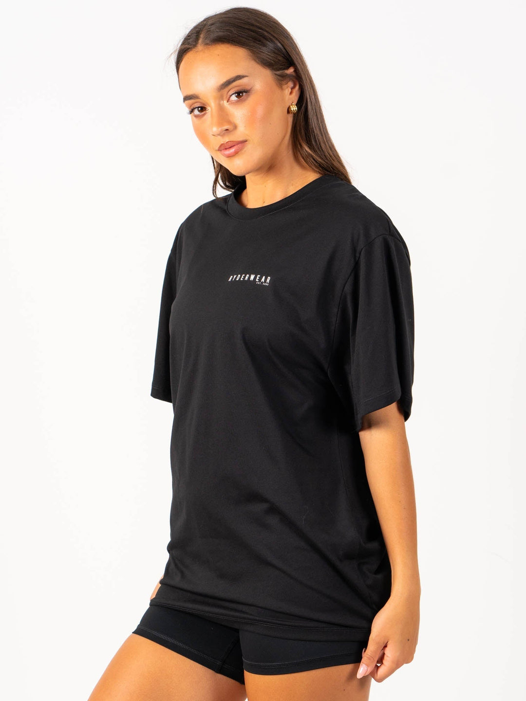 Advance Oversized T-Shirt - Black Clothing Ryderwear
