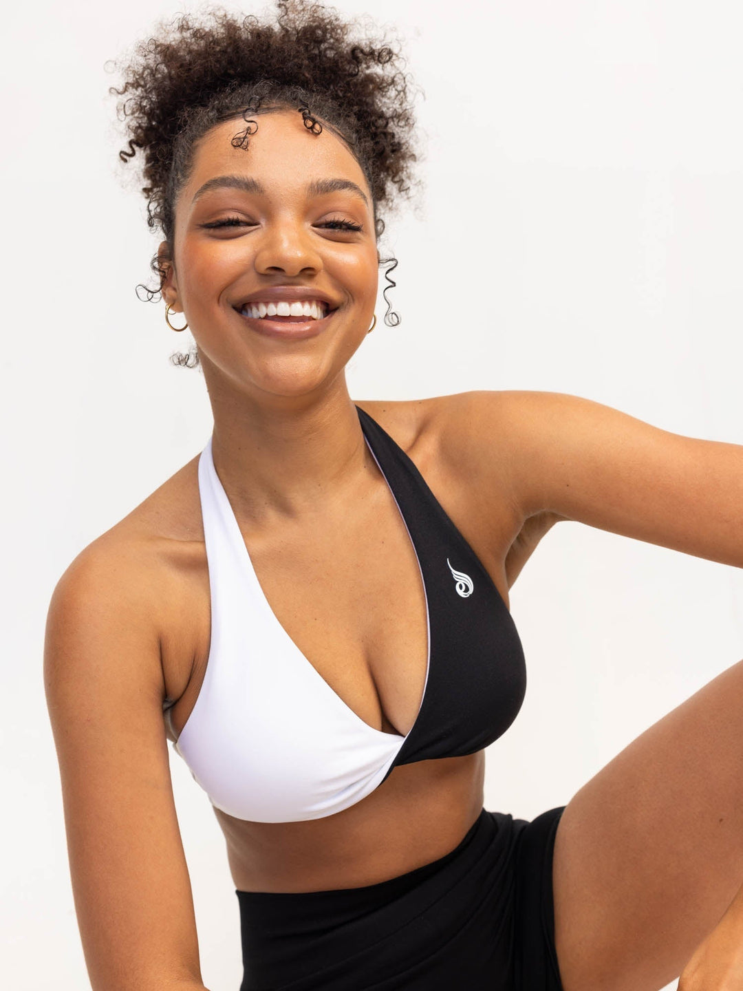 Duo Halter Twist Sports Bra - Black/White Clothing Ryderwear