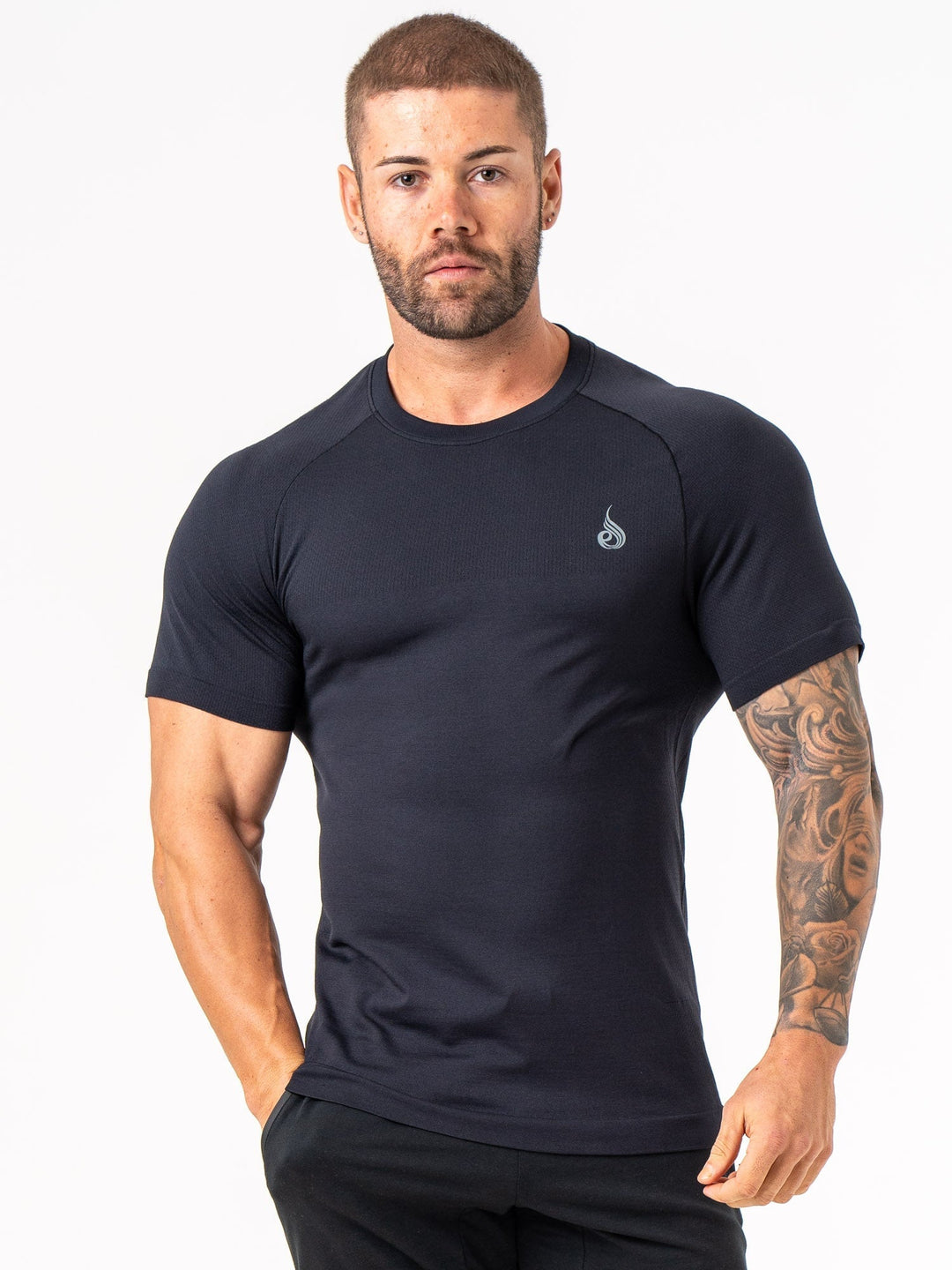Element Seamless T-Shirt - Black Clothing Ryderwear