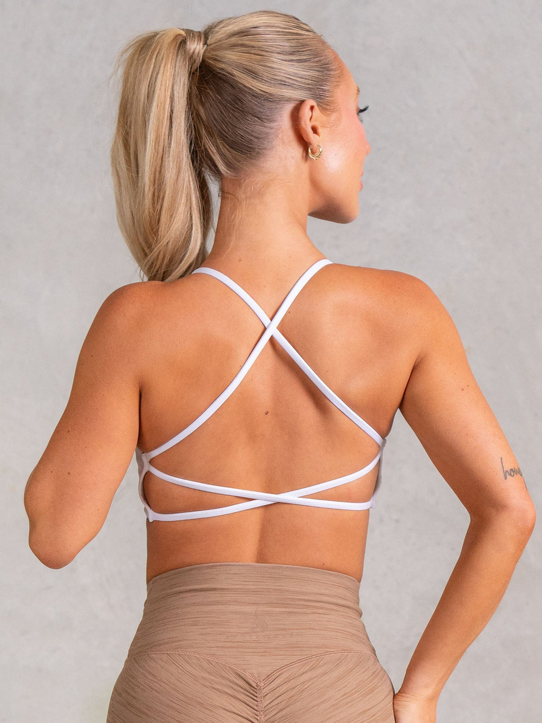 Icon Sports Crop - White Clothing Ryderwear