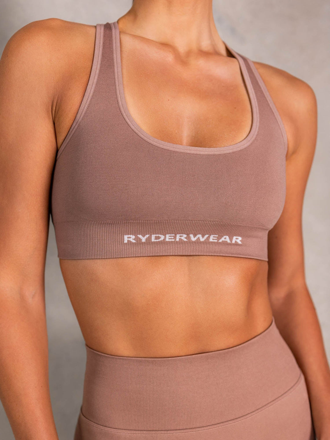 NRG Seamless Scoop Neck Sports Bra - Almond Clothing Ryderwear