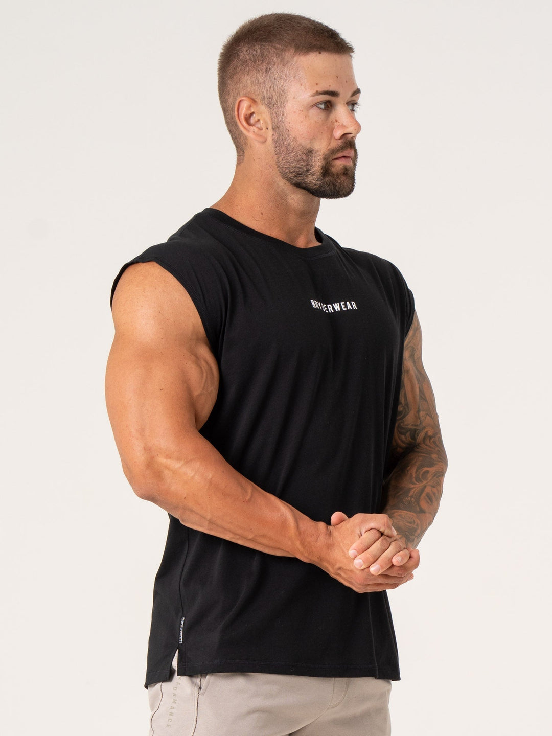 Pursuit Muscle Tank - Black Clothing Ryderwear