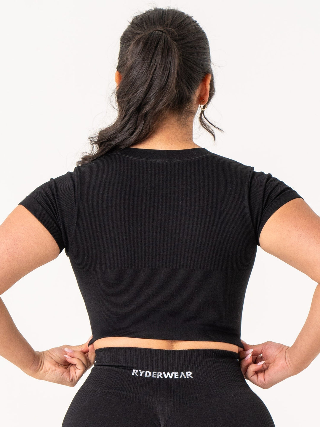 Rib Seamless T-Shirt - Black Clothing Ryderwear