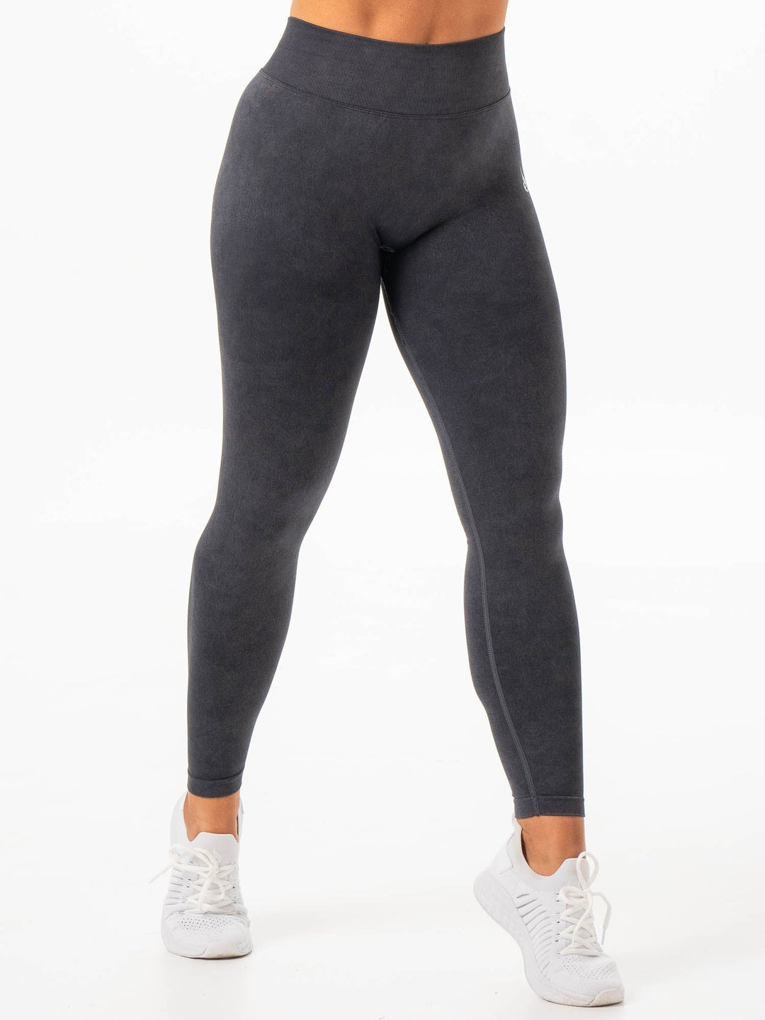 Stonewash Seamless V Back Leggings - Black Clothing Ryderwear