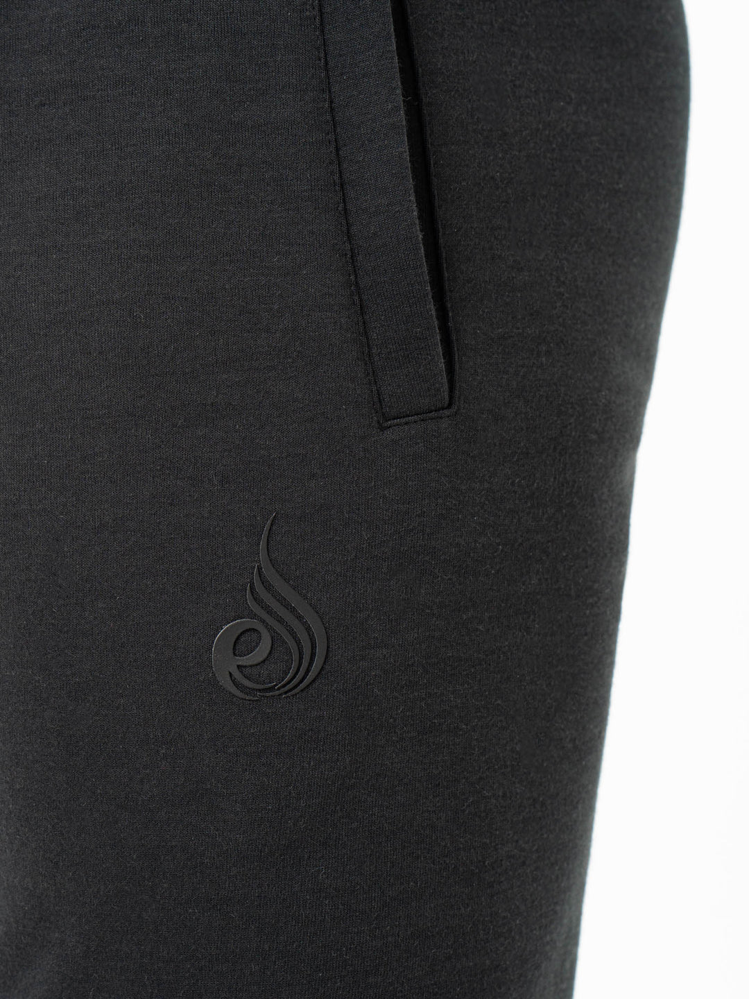 Tech Cargo Pant - Black Clothing Ryderwear