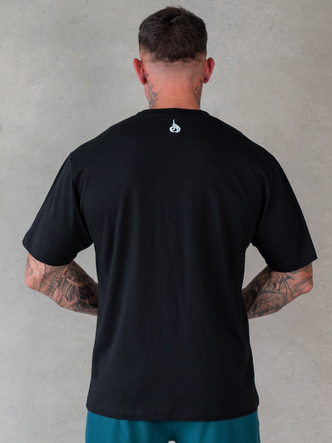 You vs You Oversized T-Shirt - Black Clothing Ryderwear