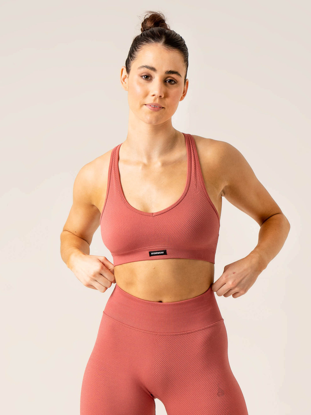 Circuit Rib Seamless Sports Bra - Dusty Red Clothing Ryderwear