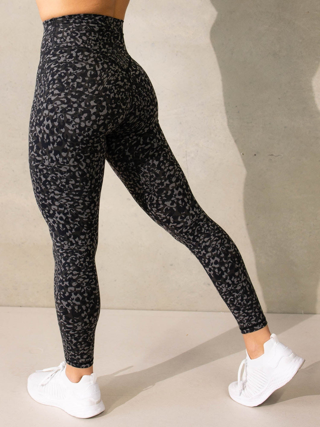 Empower High Waisted Leggings - Black Leopard Clothing Ryderwear