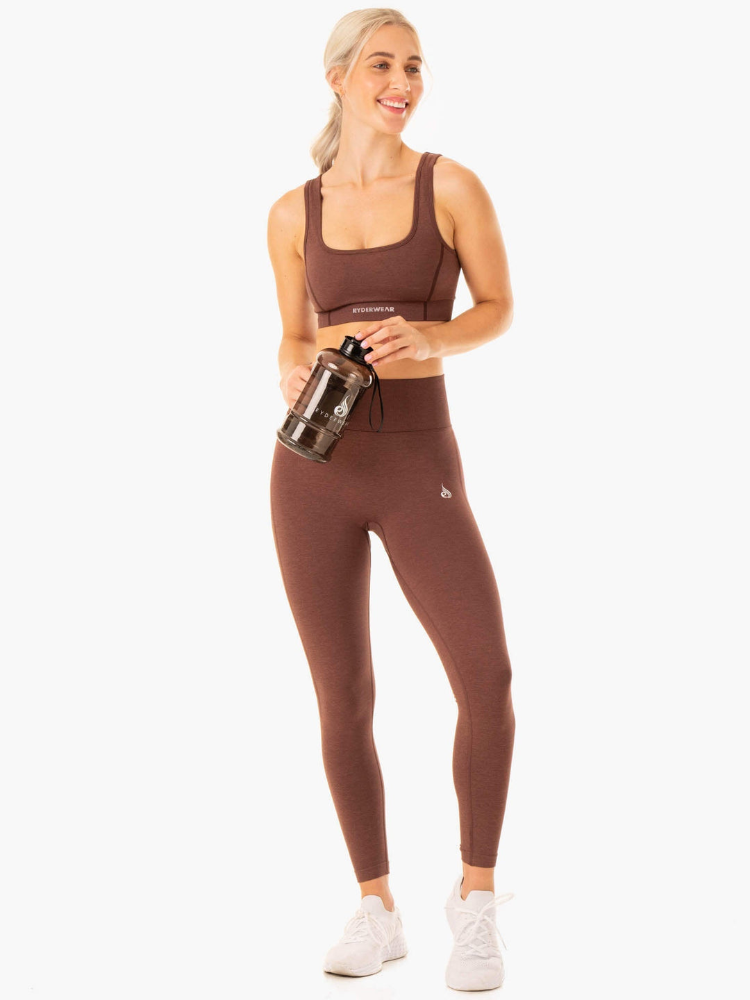 Enhance Seamless Sports Bra - Chocolate Clothing Ryderwear