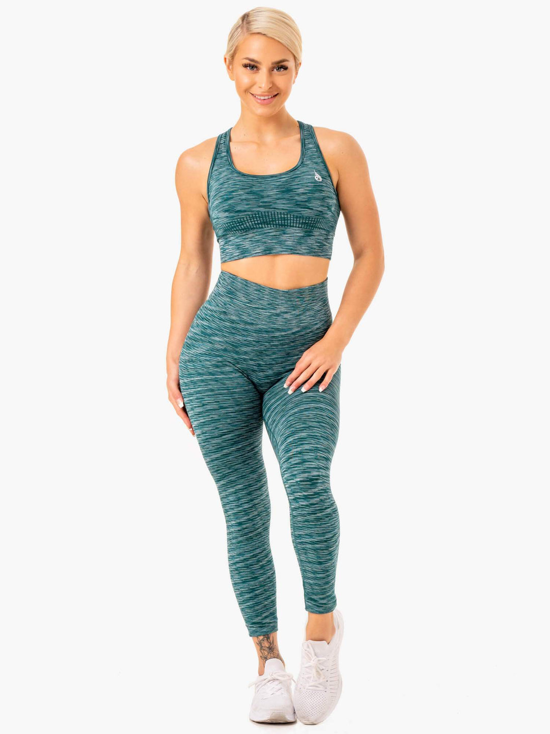 Evolve Seamless Longline Sports Bra - Teal Clothing Ryderwear