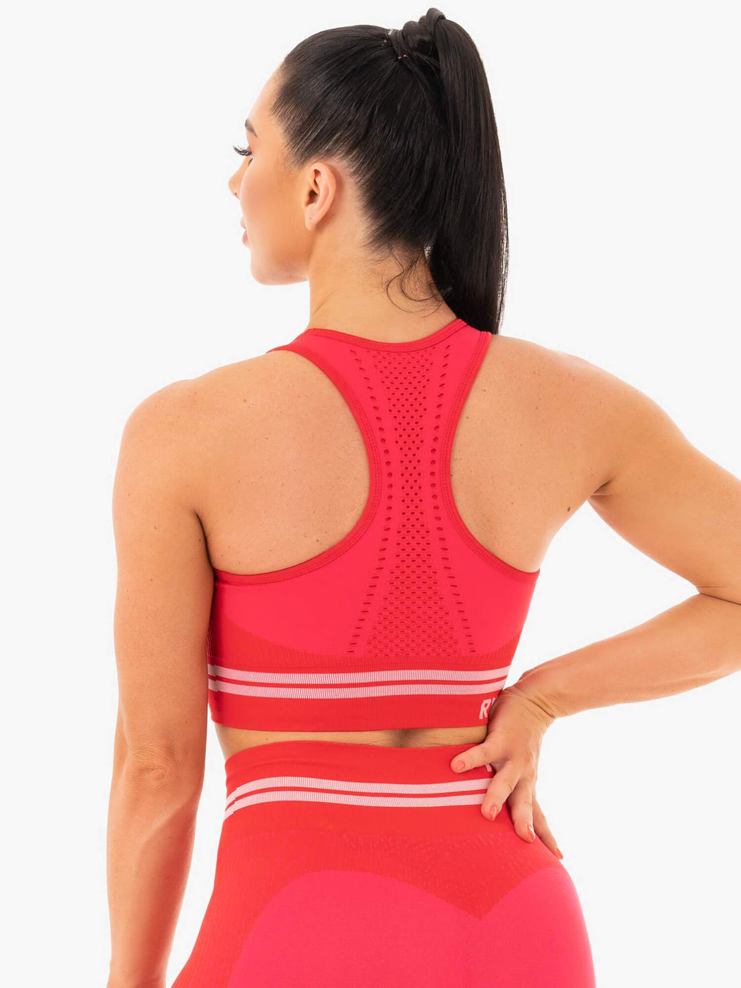 Freestyle Seamless Longline Sports Bra - Red Clothing Ryderwear