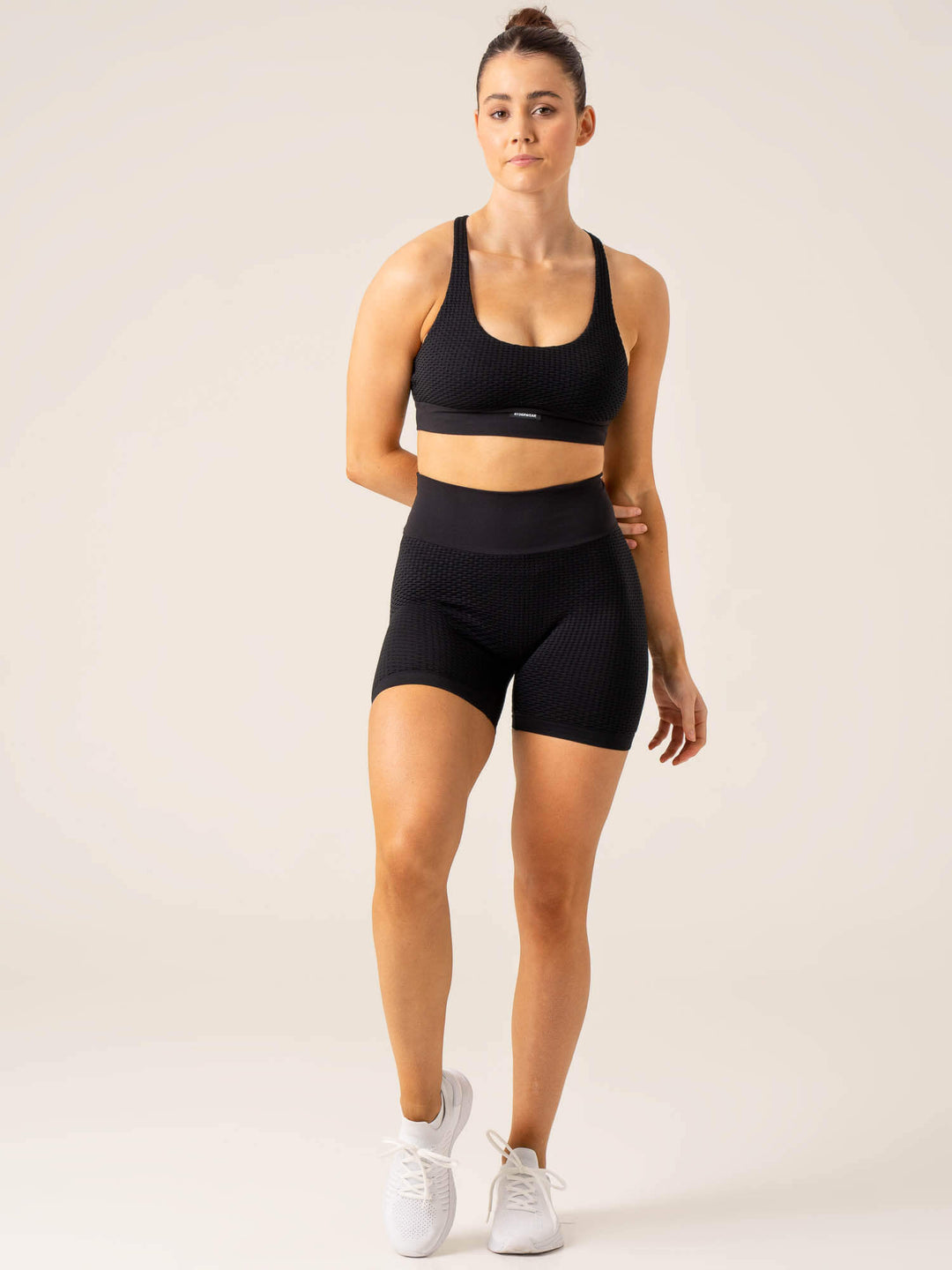 Honeycomb Seamless Sports Bra - Black Clothing Ryderwear