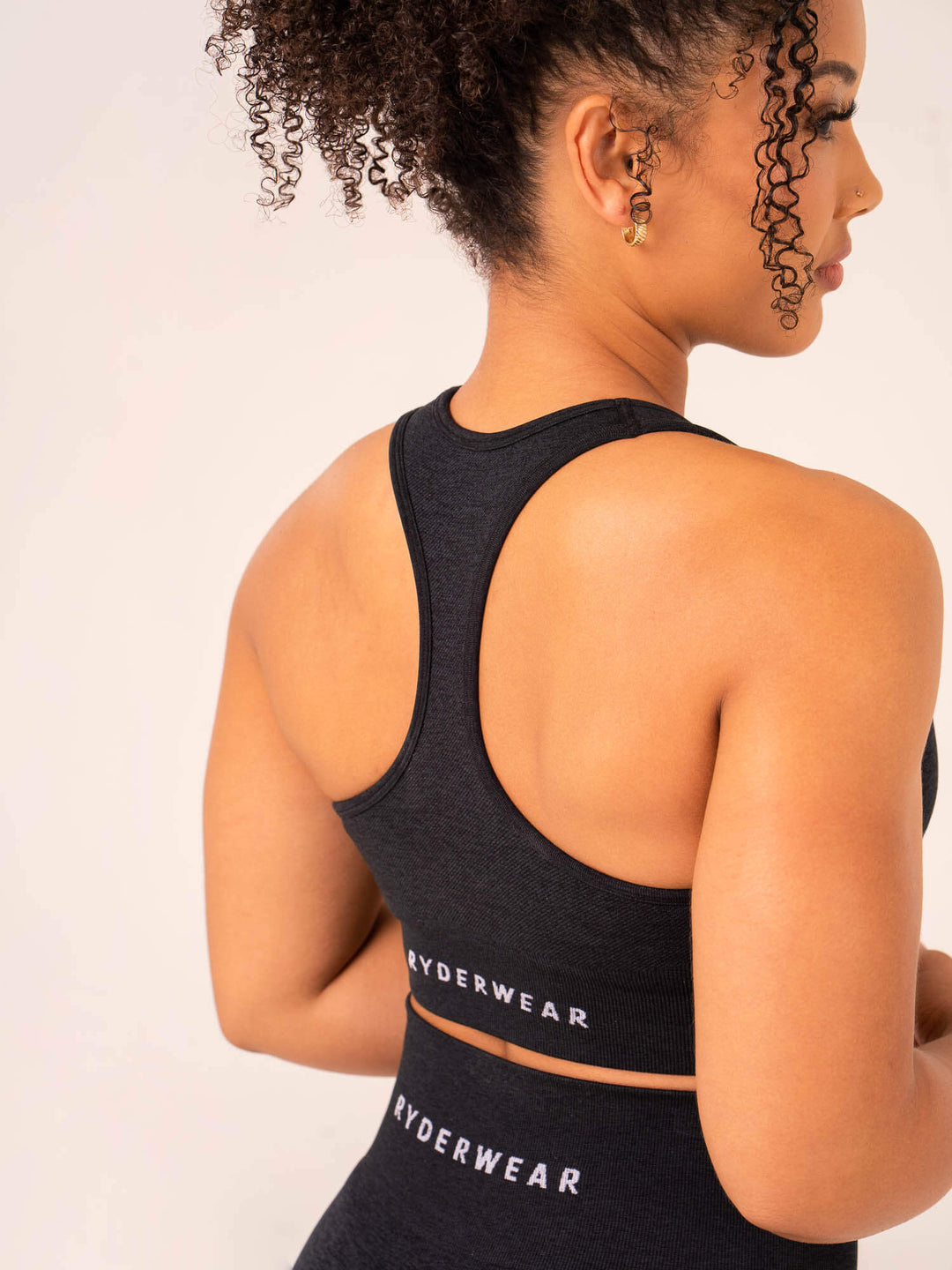 Ombre Seamless Sports Bra - Black Marl Clothing Ryderwear