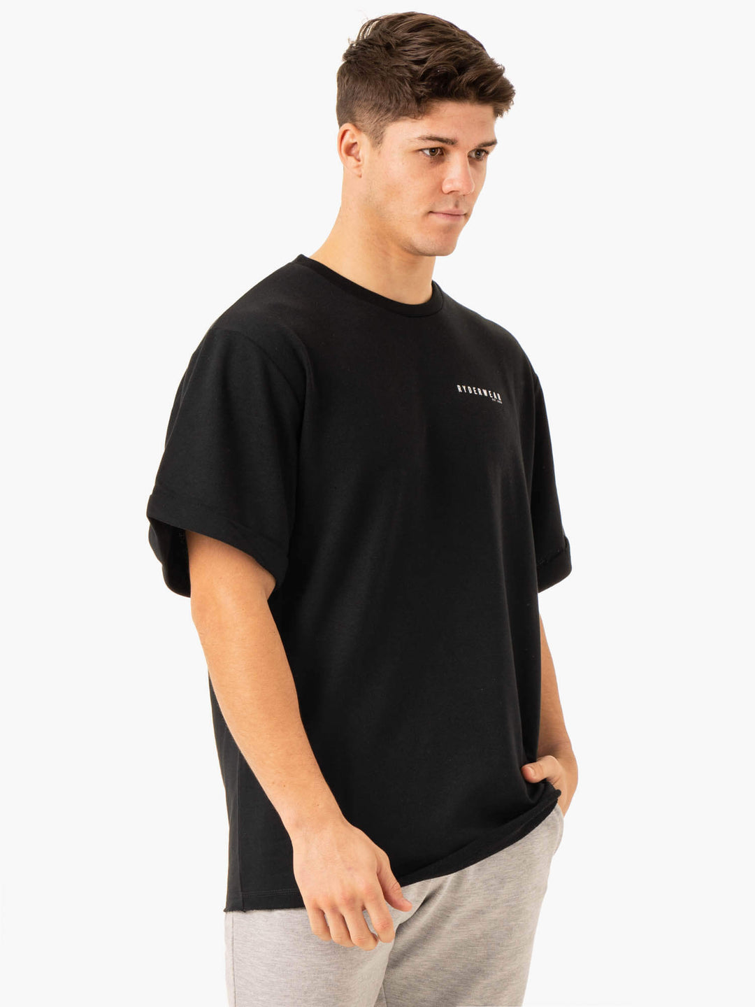 Pursuit Oversized Fleece T-Shirt - Black Clothing Ryderwear
