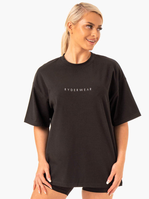 Staples Oversized Tee Black