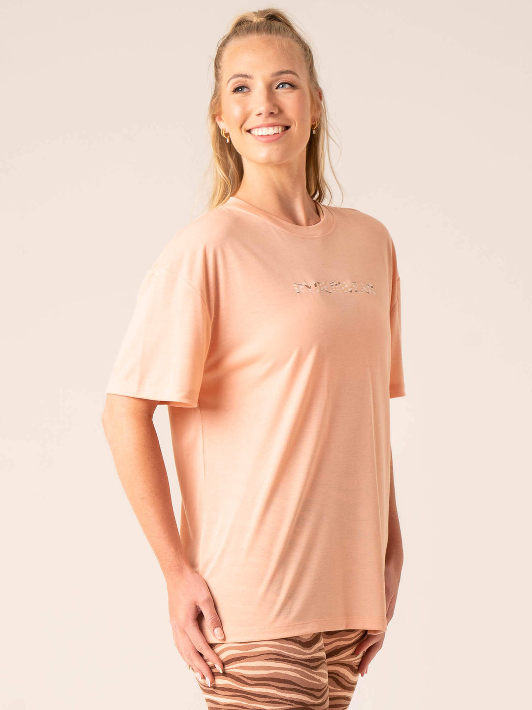 Unstoppable Oversized T-Shirt - Peach Clothing Ryderwear