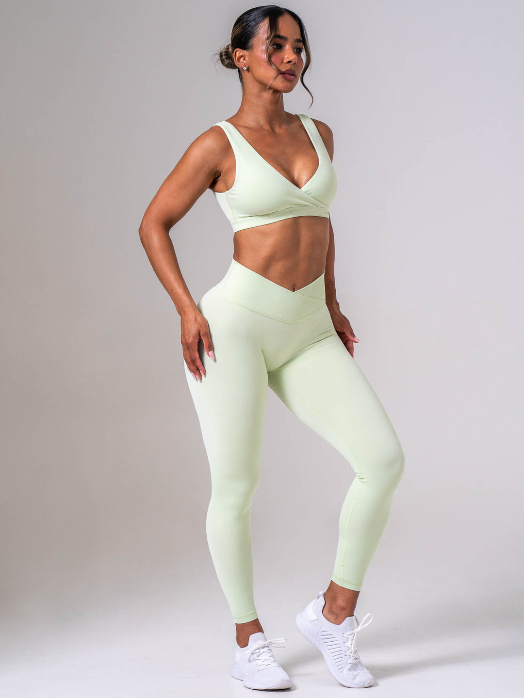 NKD Cross Over Invisible Scrunch Leggings - Matcha
