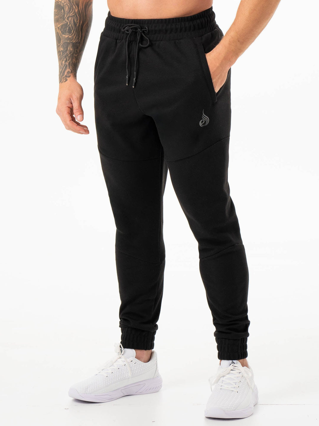 Soft Tech Trackpants - Black