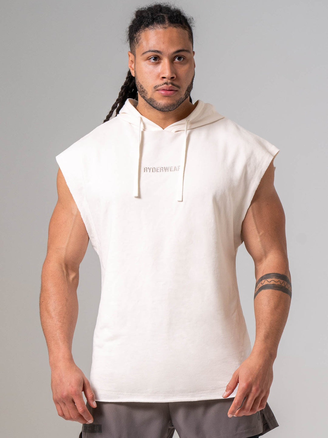 Pursuit Fleece Sleeveless Hoodie - Chalk Clothing Ryderwear 