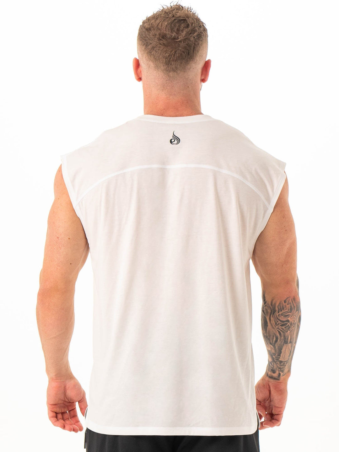 Pursuit Muscle Tank - White Clothing Ryderwear 