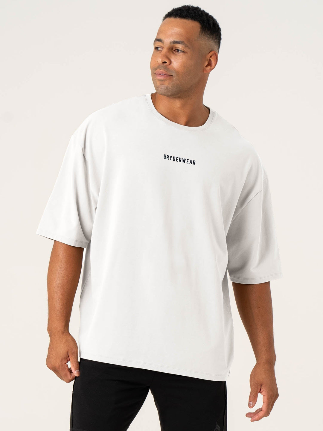 Pursuit Oversized Fleece T-Shirt - White Clothing Ryderwear 
