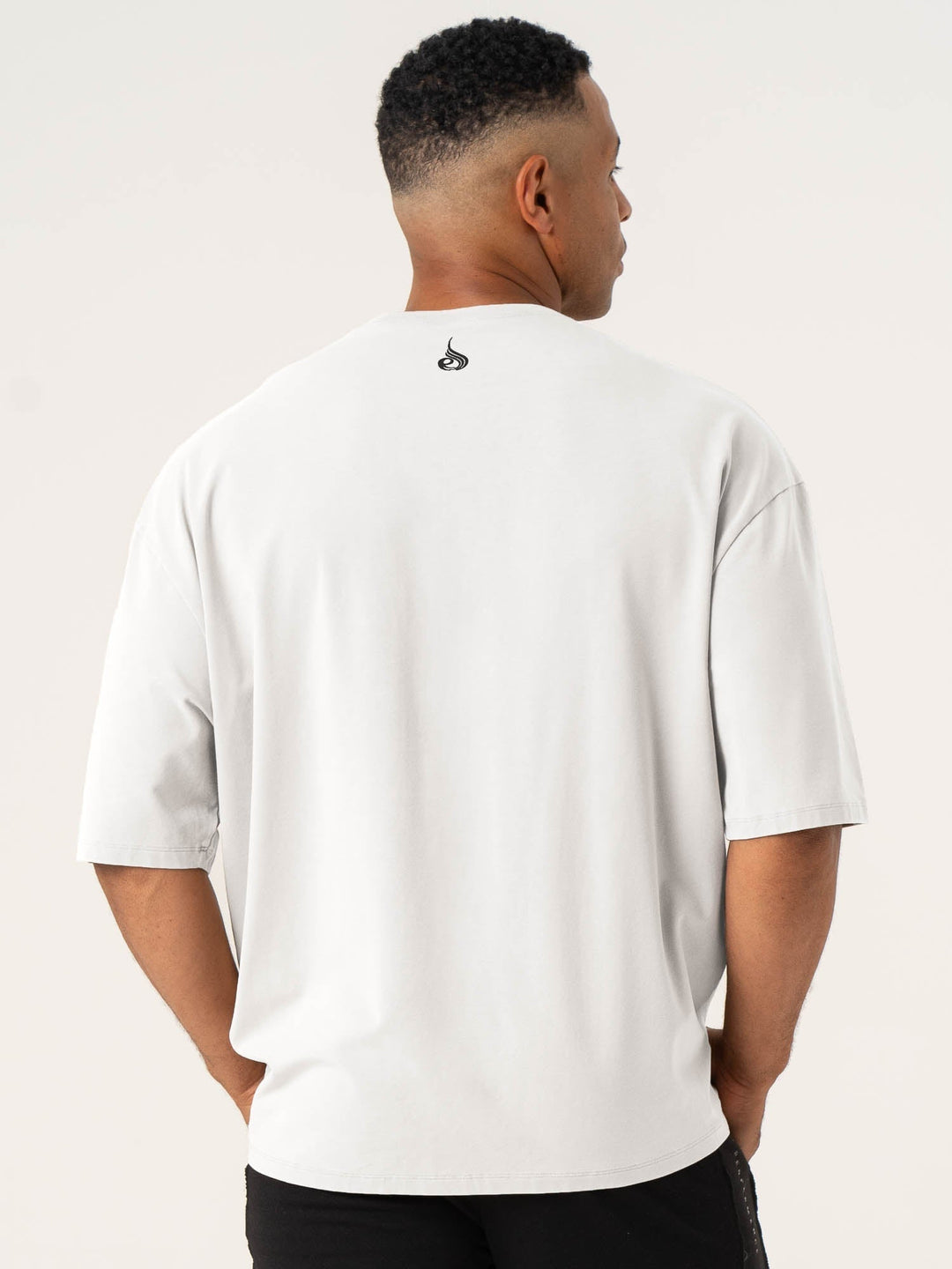 Pursuit Oversized Fleece T-Shirt - White Clothing Ryderwear 