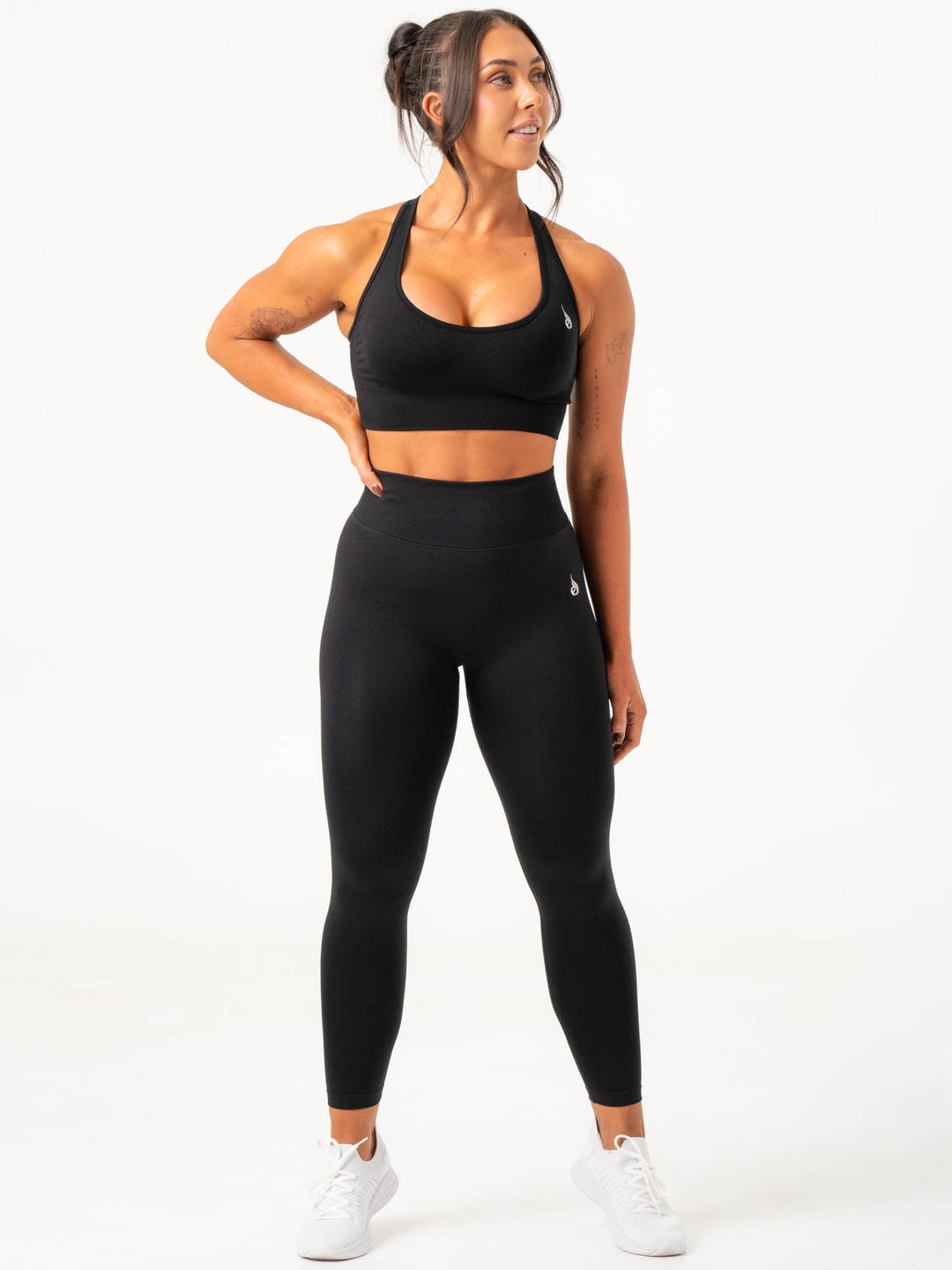 Seamless V Back Contour Leggings - Black Clothing Ryderwear 