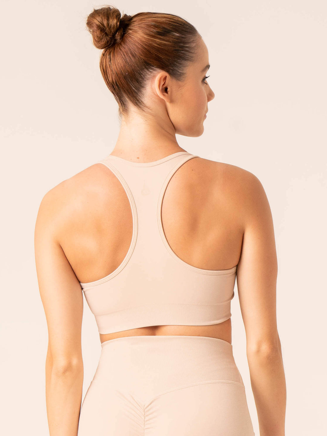 Focus Seamless Sports Bra - Chalk Marl Clothing Ryderwear