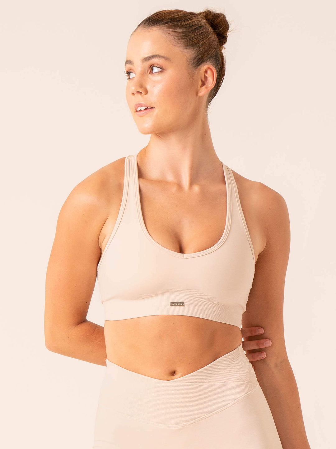 Focus Seamless Sports Bra - Chalk Marl Clothing Ryderwear 