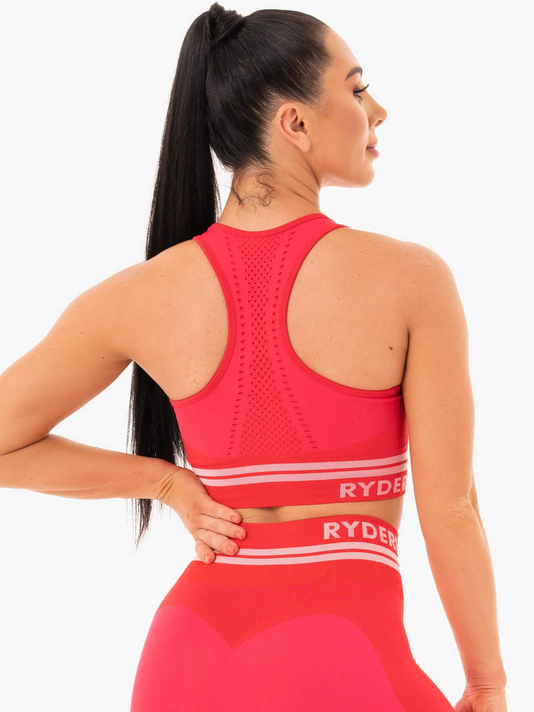 Freestyle Seamless Longline Sports Bra - Red Clothing Ryderwear 