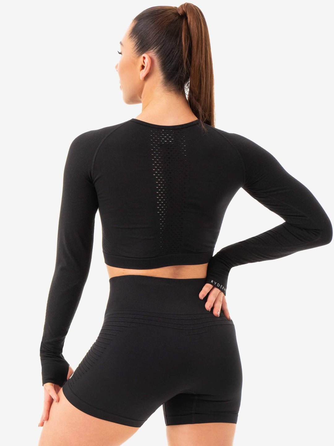 Geo Seamless Long Sleeve Crop Top - Black Clothing Ryderwear 