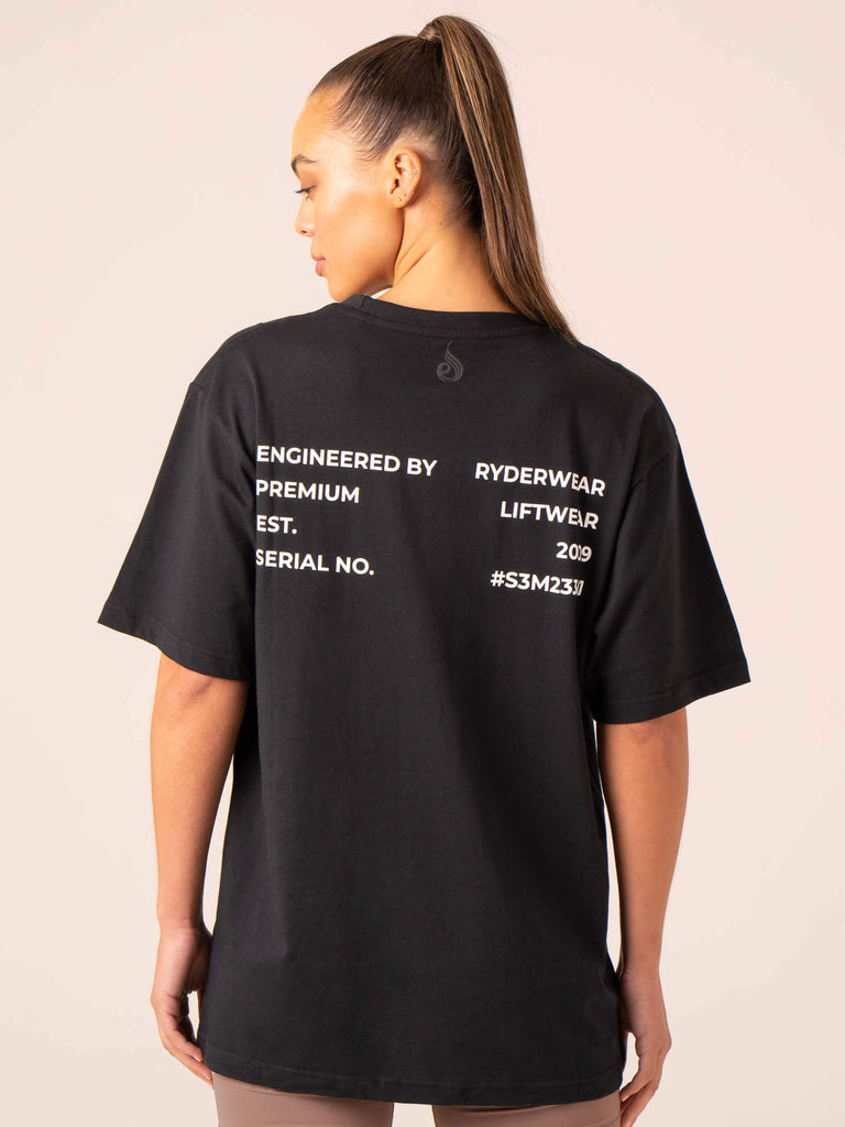 Industry Oversized T-Shirt - Black - Ryderwear