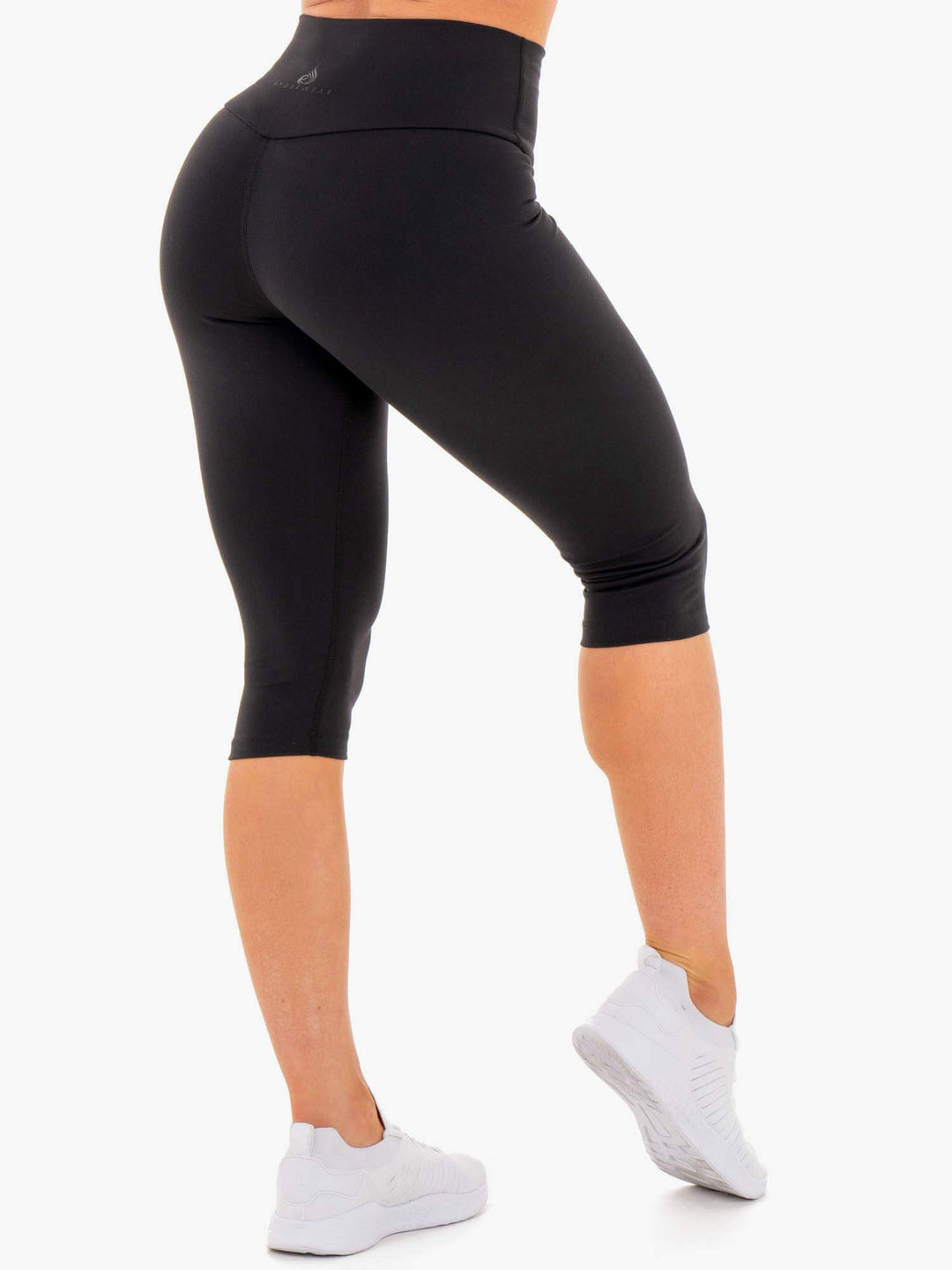What Top To Wear With Capri Leggings | International Society of Precision  Agriculture