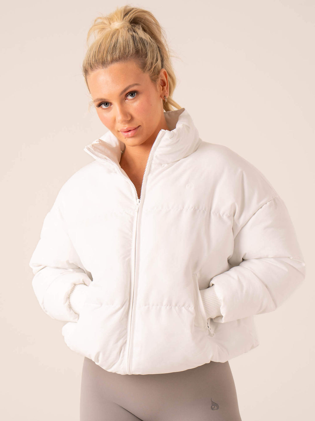 Pace Puffer Jacket - White Clothing Ryderwear 