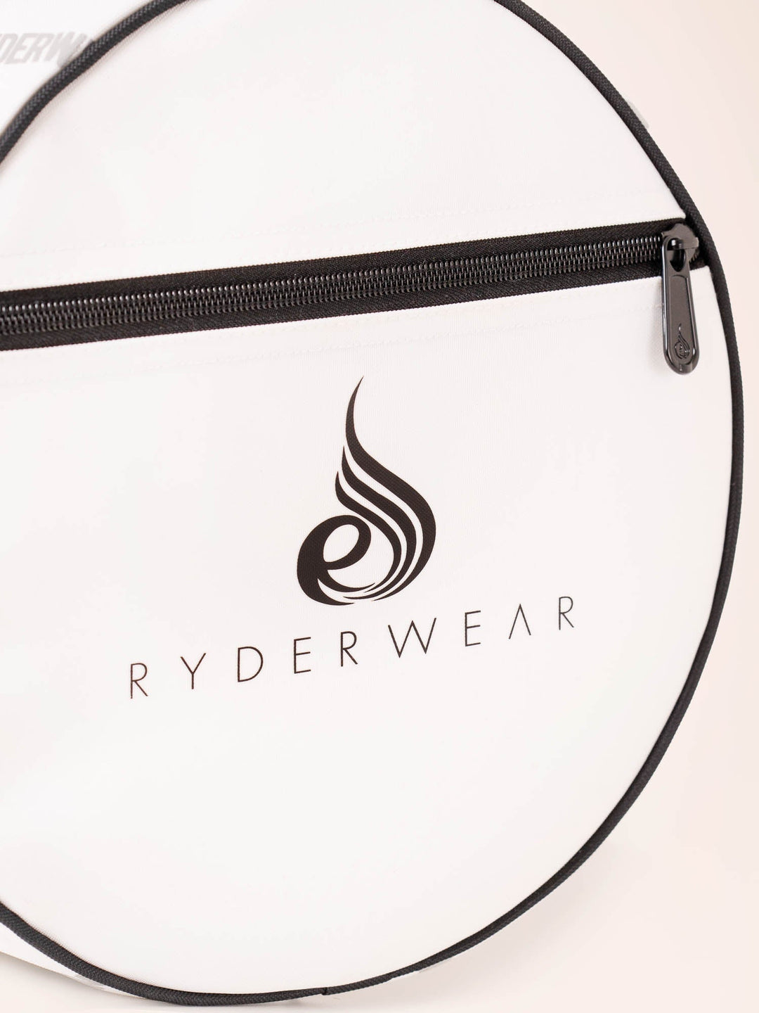 Signature Duffle Bag - White Accessories Ryderwear