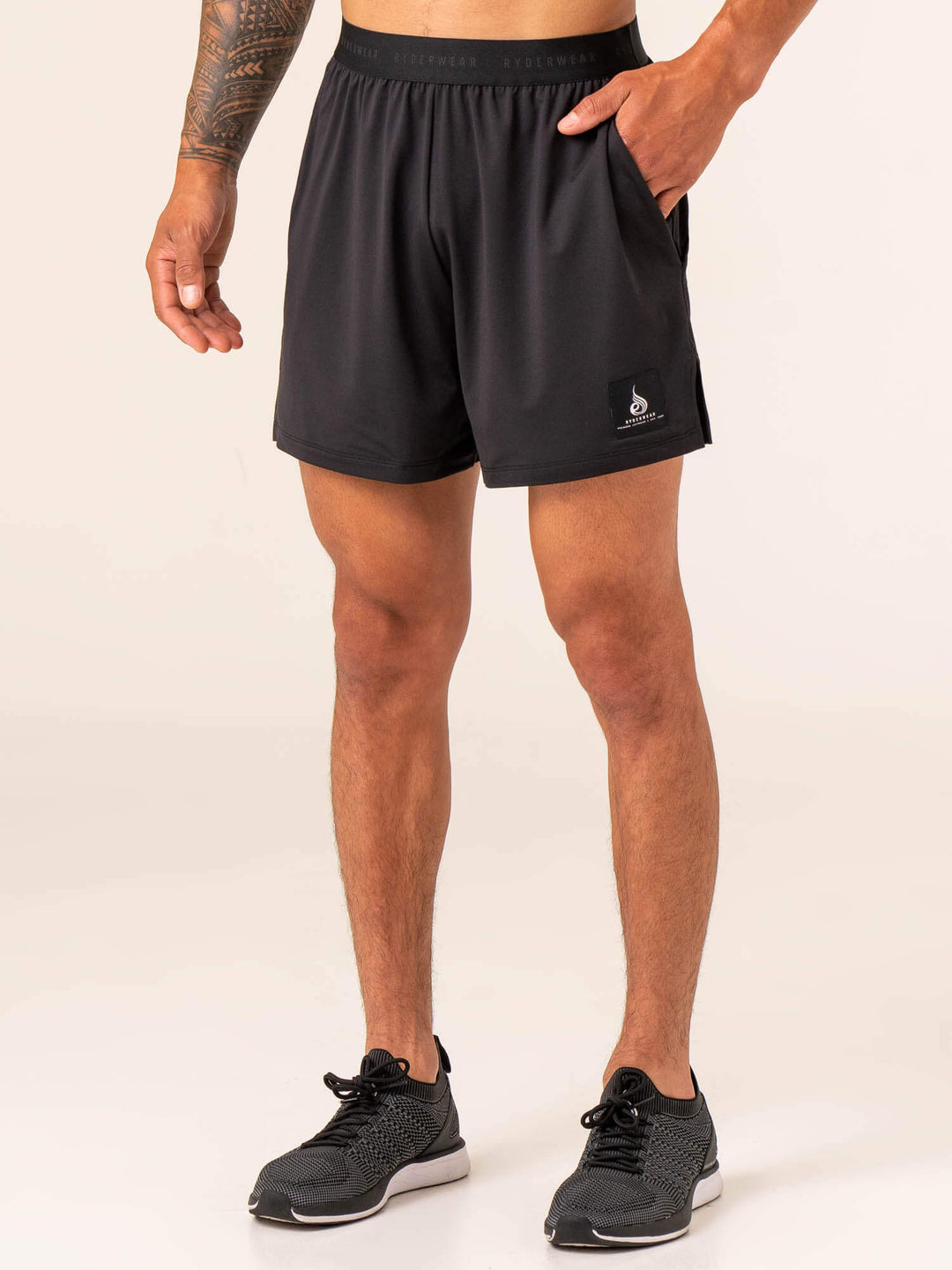 https://au.ryderwear.com/cdn/shop/products/terrain-mesh-gym-shorts-black-clothing-ryderwear-806000_1080x.jpg?v=1677118776