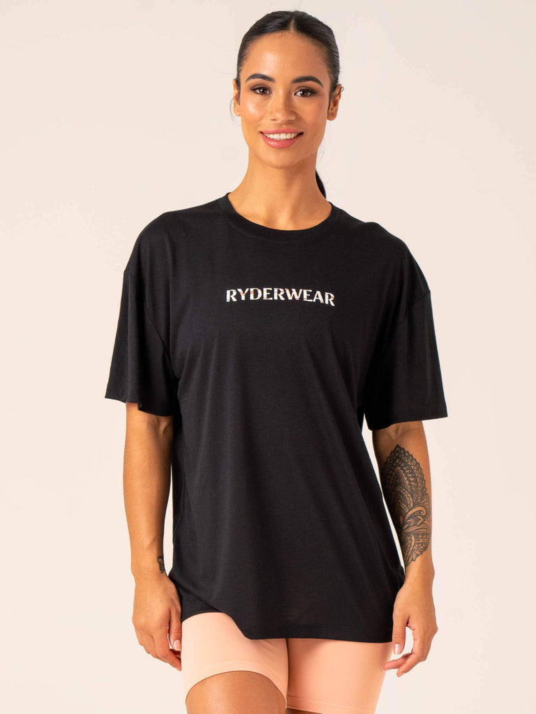 Unstoppable Oversized T-Shirt - Black - Ryderwear